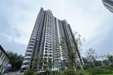 护驾御泽园3室2厅1卫100m2简单装修